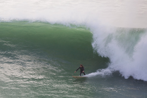 Olie paddled into wave of the day 