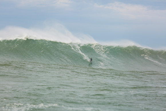 Delta dropping into one of the first big sets of the day