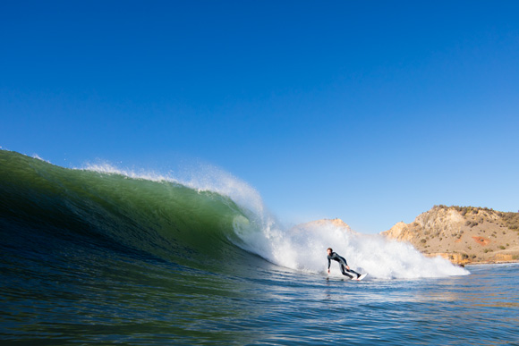 Set wave on the reef