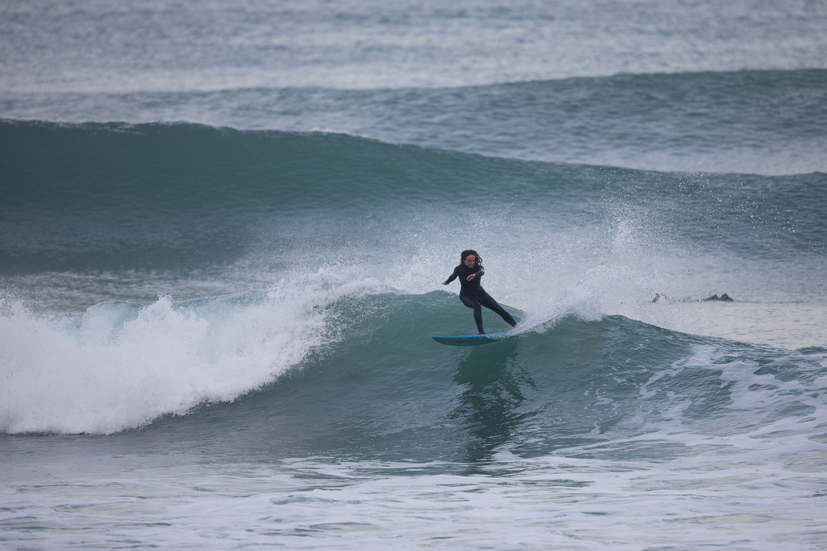 Shani carving the left