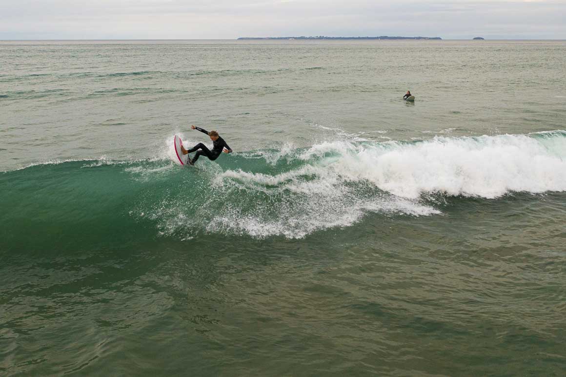 Isaac KO on the charge
