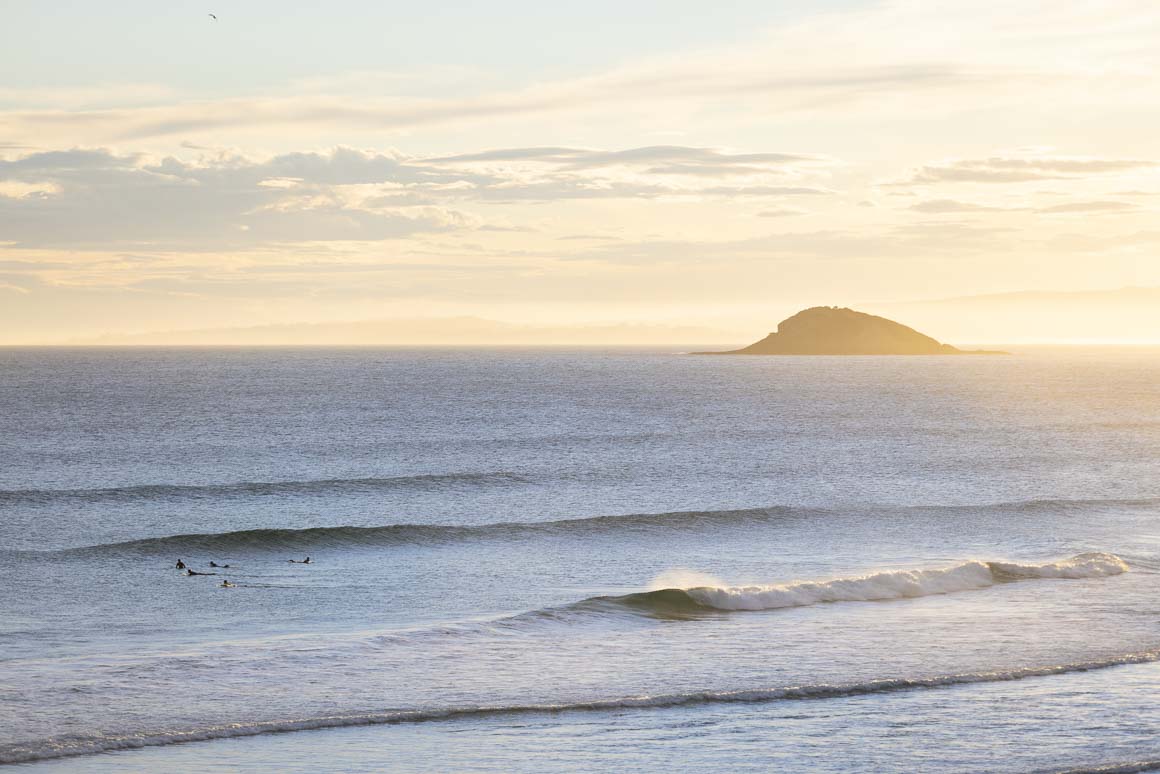 Sets on dusk