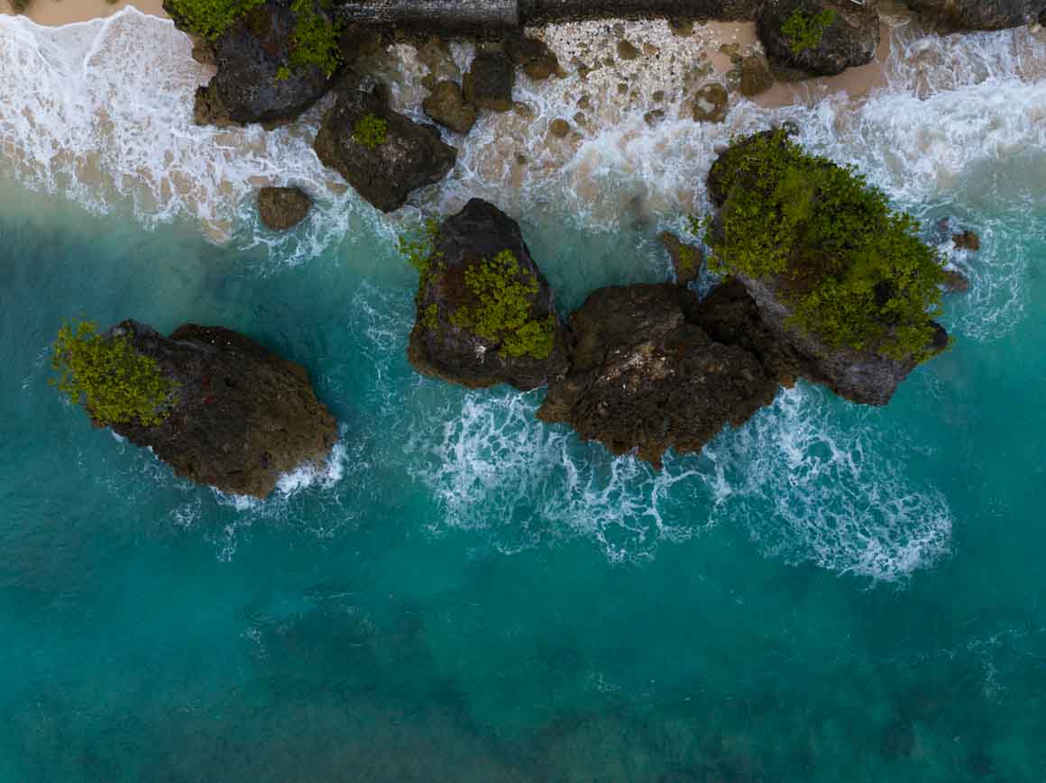 Bingin rocks