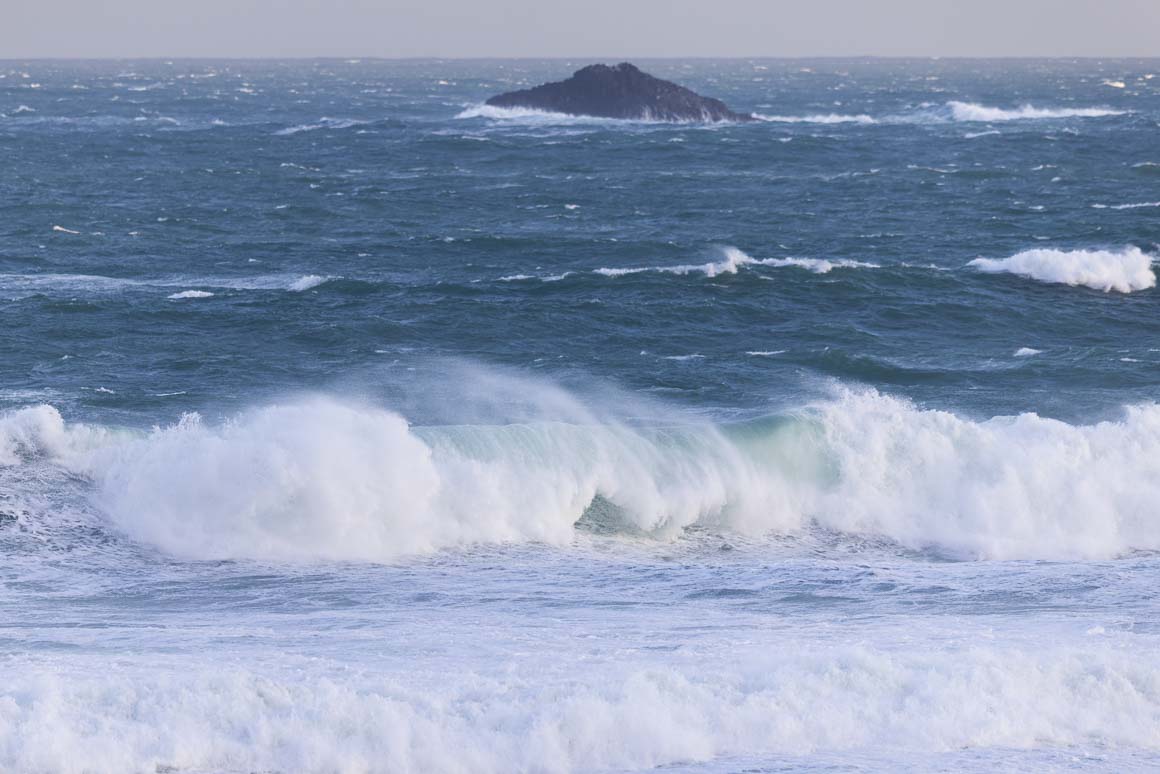 Monster set as the swell peaked