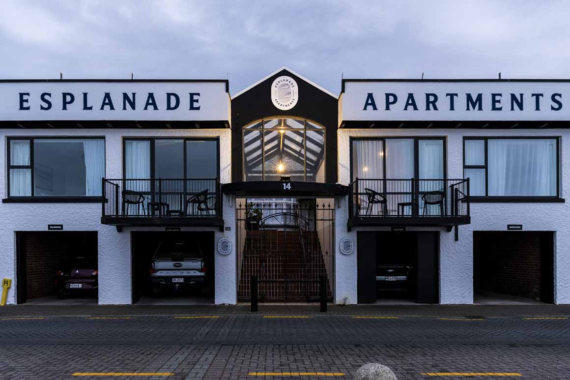 Contrasts, Esplanade Apartments