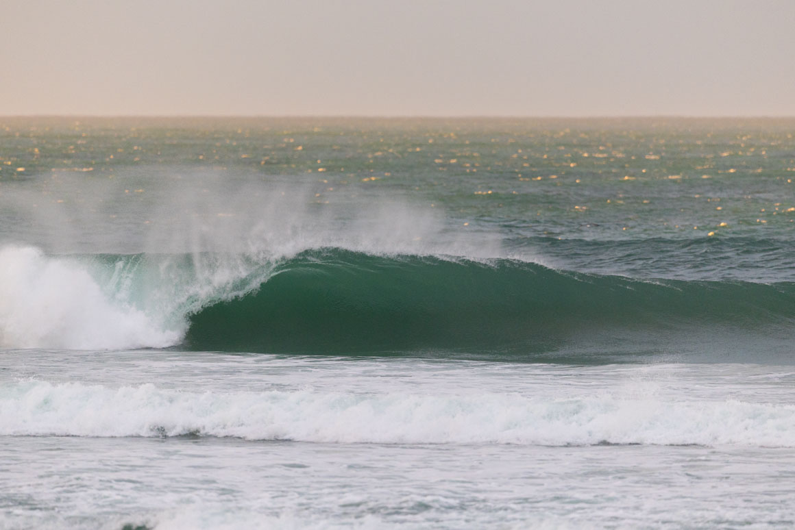 Empty lineup at 6am